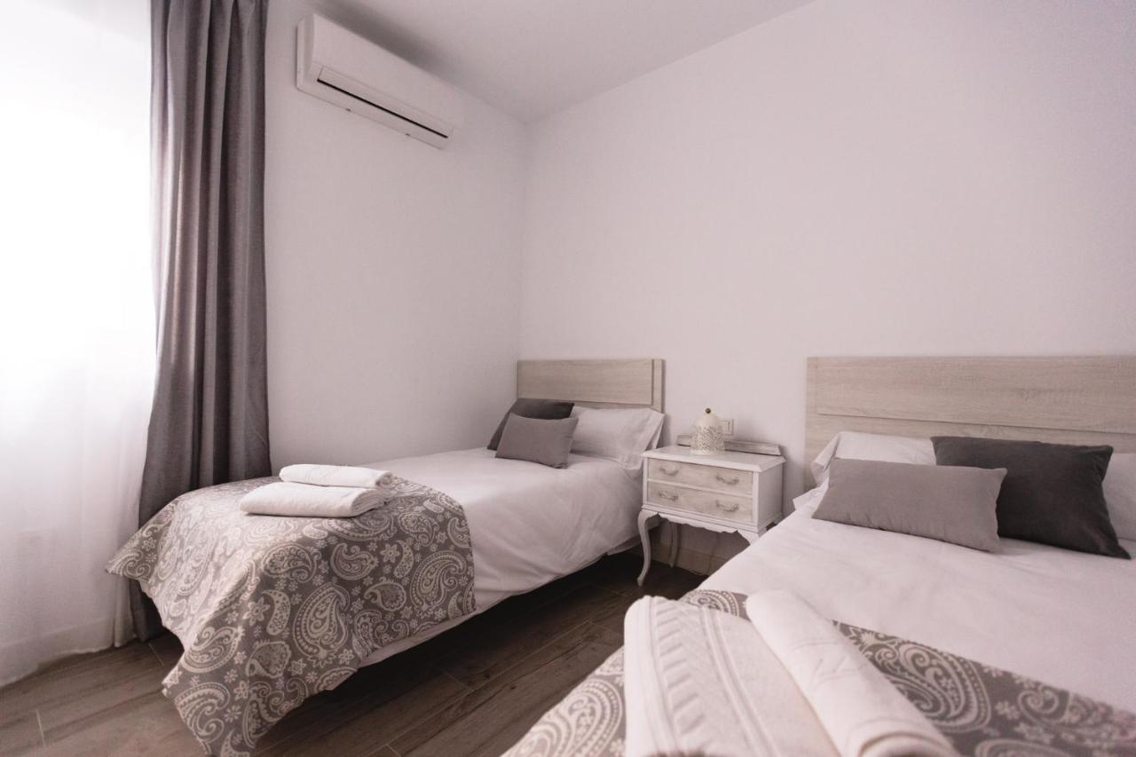 Apartamento Turistico Mis Rayitos コルドバ エクステリア 写真
